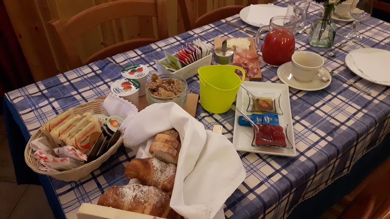 Trattoria Bar Pace Ξενοδοχείο Re Εξωτερικό φωτογραφία