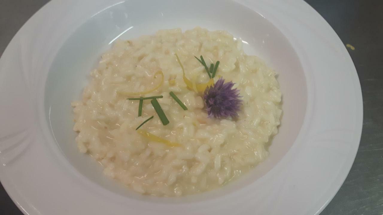 Trattoria Bar Pace Ξενοδοχείο Re Εξωτερικό φωτογραφία